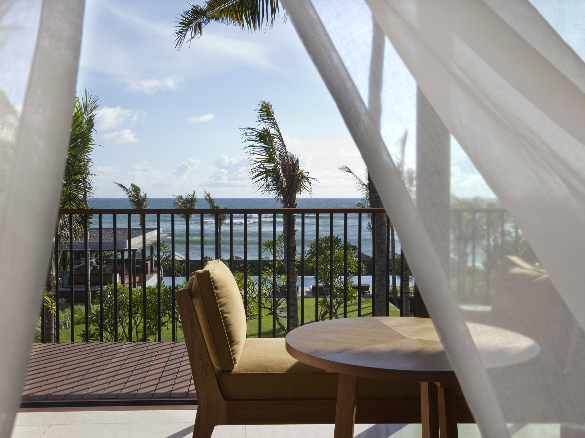 Arnalaya Beach House - Master bedroom terrace - Arnalaya Beach House, Canggu, Bali